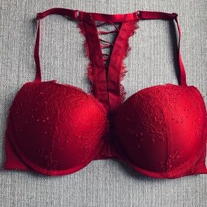 Push up red bra Like New Victoria’s Secret 36 C